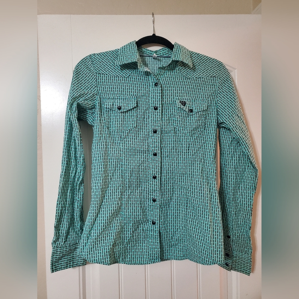 Womens small turquoise cinch button up